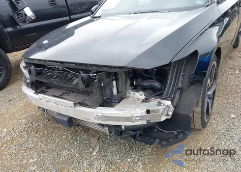 2022 Honda Accord Sport z USA, uszkodzony, nr VIN 1HGCV1F38NA070483